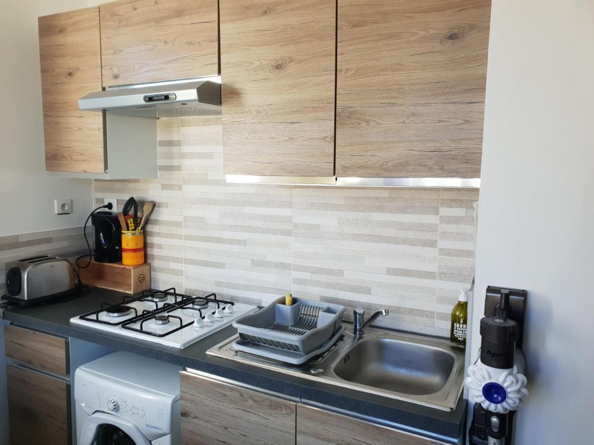 Nuits Oceanes A La Rochelle Avec Parking Privatif Apartment Exterior photo